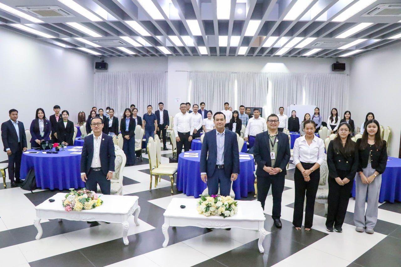 វគ្គបណ្តុះបណ្តាលស្តីពីការកសាងសមត្ថភាពដល់ស្ថាប័នហិរញ្ញវត្ថុកម្ពុជាអំពី“ហិរញ្ញប្បទានបៃតង ការគណនាឧស្ម័នកាបូនឌីអុកស៊ីត និងទស្សនទាននៃឥណទានកាបូន” នៃគម្រោងពង្រឹងភាពអង់អាចដល់ស្ត្រីដើម្បីសង្គមធន់ទៅនឹ