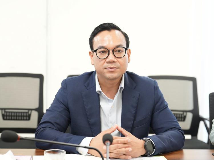 https://cms.ncdd.gov.kh/uploads/topics/17854656737225.jfif