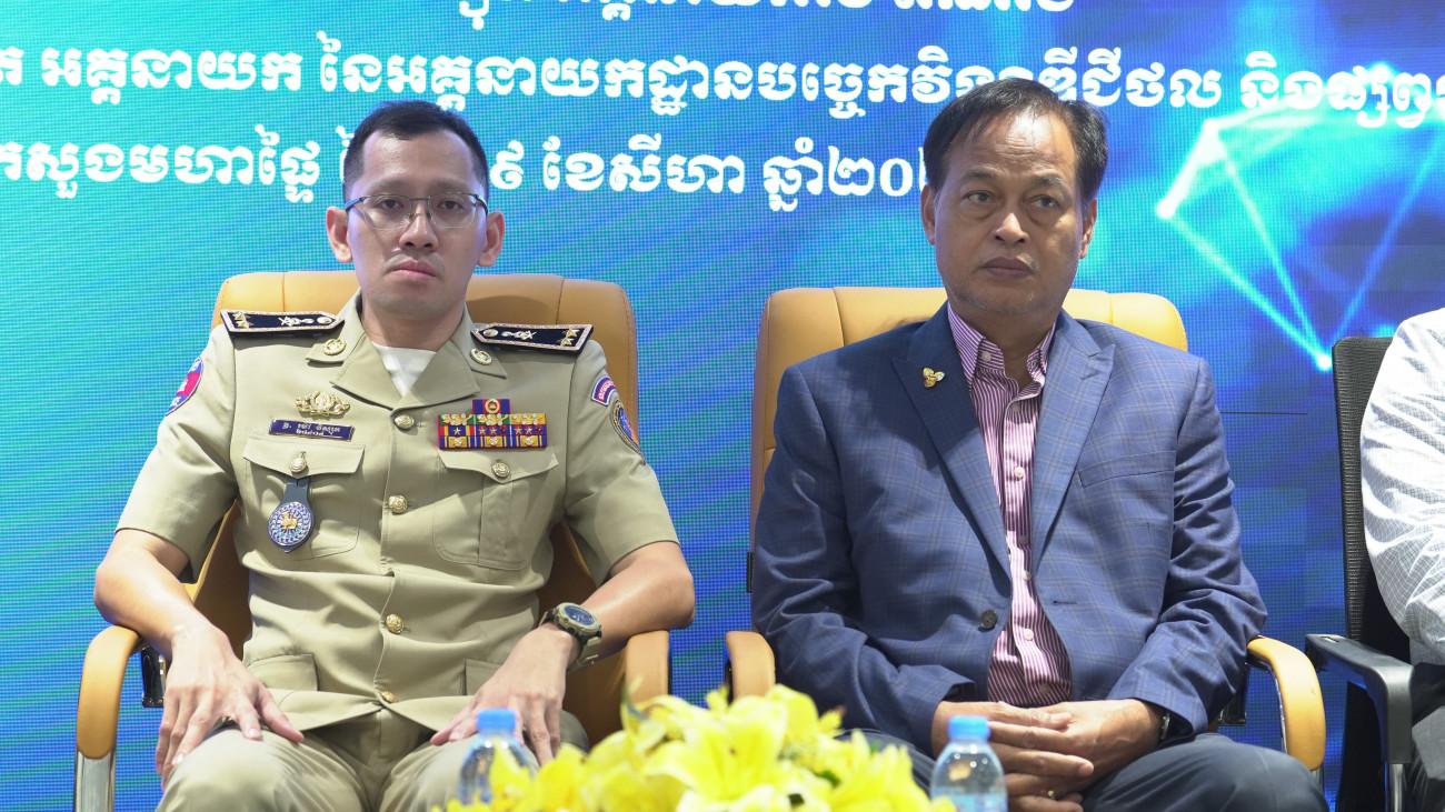 ពិធីបិទវគ្គបណ្តុះបណ្តាលស្តីពីការប្រើប្រាស់បញ្ញាសិប្បនិម្មិត (AI)